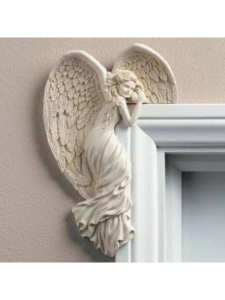 Угловая скульптура ангела для двери